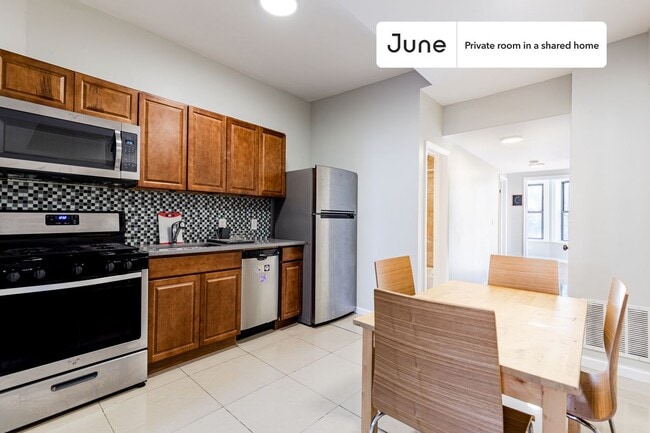 Room in Shared 4 bed/2 bath home, Unit C in New York, NY - Building Photo - Building Photo