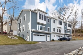 33 Dominion Rd in Worcester, MA - Building Photo - Building Photo