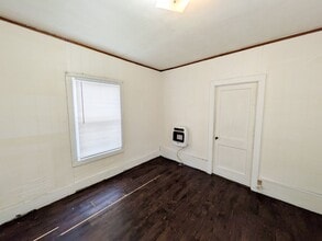 810 Peach Ave in Beaumont, TX - Building Photo - Building Photo