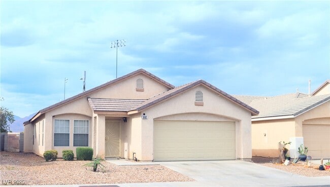 5112 W Foggia Ave in Las Vegas, NV - Building Photo - Building Photo