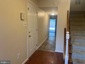 8008 Broken Reed Ct in Frederick, MD - Building Photo - Building Photo