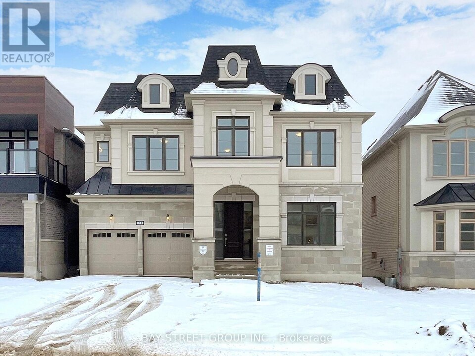 31 Meizhou Ave in Markham, ON - Building Photo