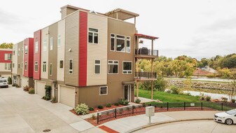 1141 E Banta Ct, Unit 1 in Appleton, WI - Building Photo