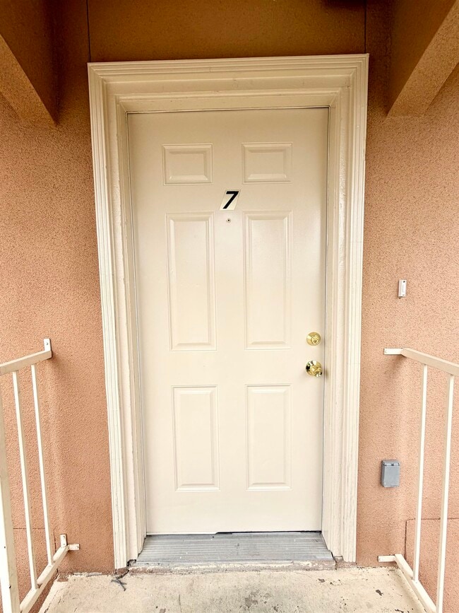 419 W Eistetter St in Laredo, TX - Building Photo - Building Photo