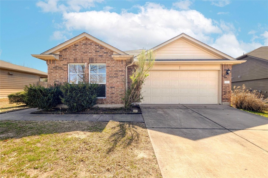 13213 Forest Sage St, Unit 0922 in Manor, TX - Building Photo