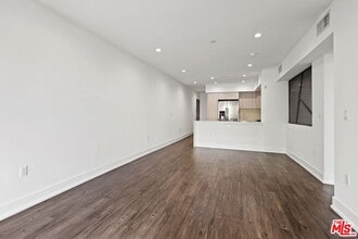 409 Hayworth Ave in Los Angeles, CA - Building Photo - Building Photo
