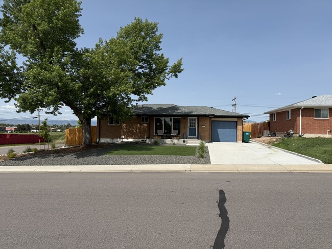property at 7101 Clay St