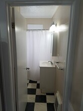 460 Nebraska Ave in Pontiac, MI - Building Photo - Building Photo