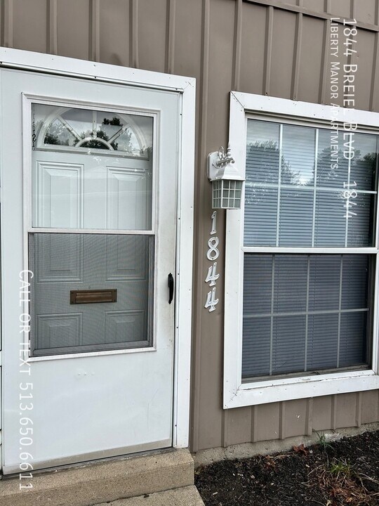 1844 S Breiel Blvd in Middletown, OH - Building Photo