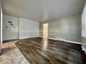 4220 Curwood Ave SE in Grand Rapids, MI - Building Photo - Building Photo