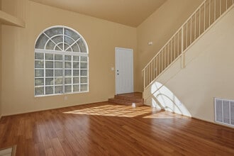 2600 Autumn Blaze Ave in Henderson, NV - Building Photo - Building Photo