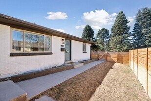 3310 Ivy St in Denver, CO - Building Photo