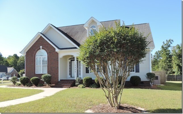 property at 2409 Chelsea Dr NW