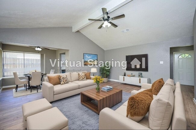 property at 5035 Court Rd