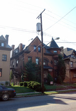 359 S Negley Ave in Pittsburgh, PA - Building Photo - Building Photo