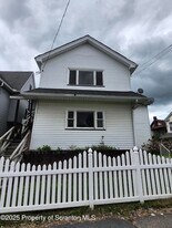 1123 Lafayette St in Scranton, PA - Building Photo