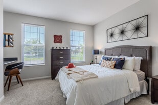 The Lakes Of Olentangy in Lewis Center, OH - Building Photo