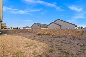 525 Paseo Modesto Dr in Horizon City, TX - Building Photo - Building Photo