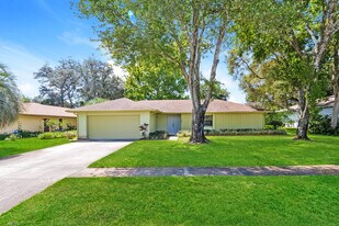 715 Gilda Dr in St. Augustine, FL - Building Photo