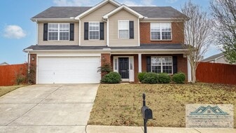 102 Millbury Way in Madison, AL - Building Photo