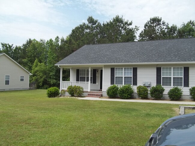 property at 413A Belgrade-Swansboro Rd