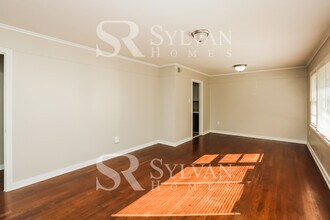 540 Meadowview Dr in Jackson, MS - Building Photo - Building Photo