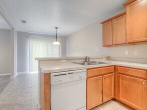 7110 Chatum Light Run in Bradenton, FL - Building Photo - Building Photo