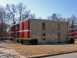 2009 Maywood St in Greensboro, NC - Building Photo - Building Photo