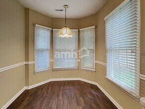 4607 Scarlet Haw Dr in Greensboro, NC - Foto de edificio - Building Photo