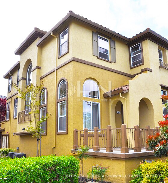 property at 10019 Albion Rd