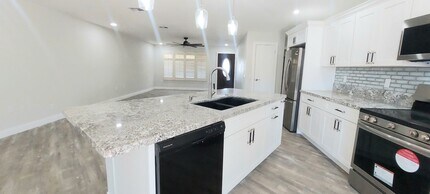 9507 W Granada Dr in Sun City, AZ - Building Photo - Building Photo