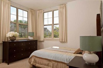 Spring Mill Senior Living in Phoenixville, PA - Foto de edificio - Building Photo