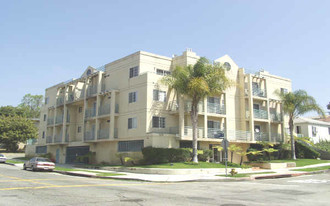 7139 Flight Ave Apartments