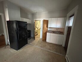 134 Chestnut St, Unit 2F in Chelsea, MA - Building Photo