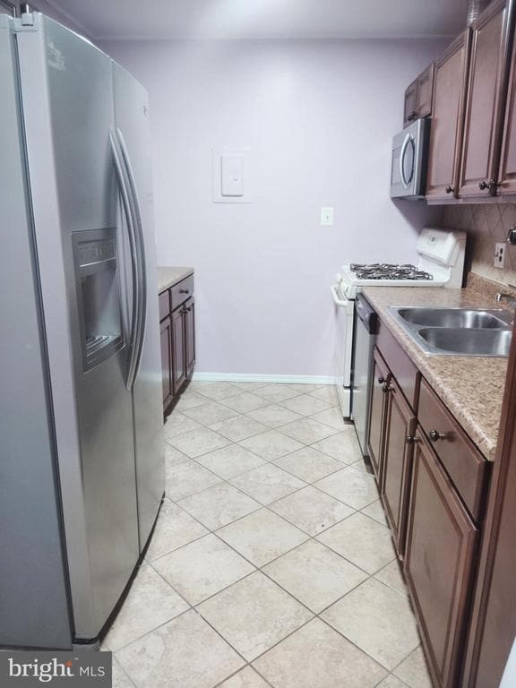 11901 Parklawn Dr in Rockville, MD - Building Photo - Building Photo
