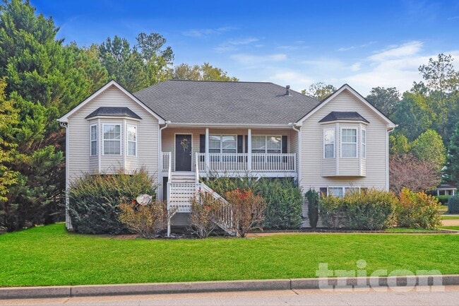 property at 15 Stable Ln