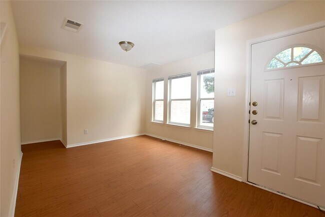 2005 Rim Rock Dr in Leander, TX - Building Photo - Building Photo