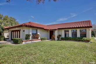 8257 Lisbon Ct in Orlando, FL - Building Photo - Building Photo