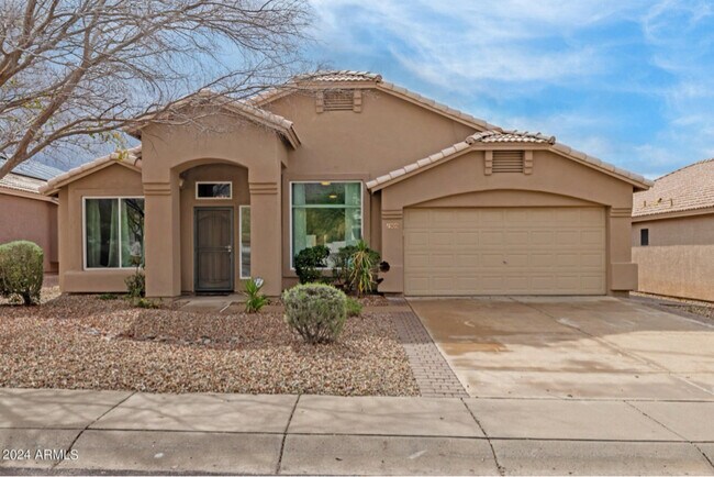 property at 1505 E Wahalla Ln
