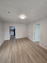 1031 New York St in Wichita, KS - Building Photo - Building Photo