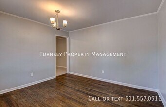 3615 W Capitol Ave in Little Rock, AR - Building Photo - Building Photo