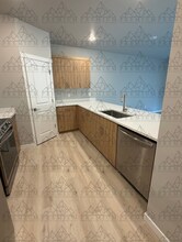 1020 Warco Dr in Cascade Locks, OR - Building Photo - Building Photo