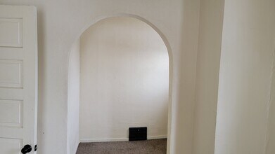 786 Florida Ave in Akron, OH - Foto de edificio - Building Photo