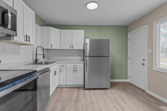 2713 N Delphos St in Kokomo, IN - Building Photo - Building Photo