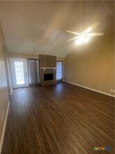 301 Richmond Rd in Victoria, TX - Building Photo - Building Photo