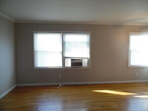 2157 Cypress Dr in Lexington, KY - Building Photo - Building Photo