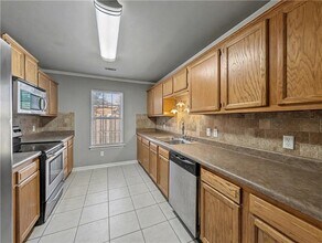 3803 SW Carriageway Ave in Bentonville, AR - Building Photo - Building Photo