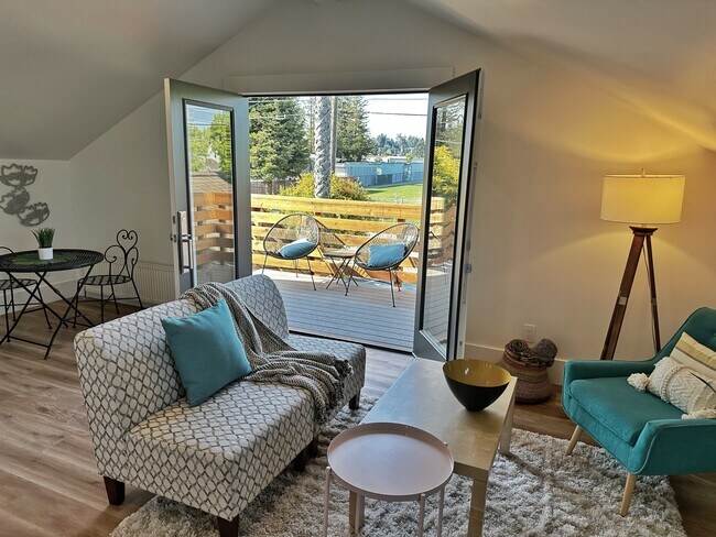 521 Palm St, Unit A in Santa Cruz, CA - Building Photo - Building Photo