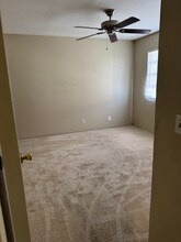 5195 Walnut Ave in Chino, CA - Building Photo - Building Photo