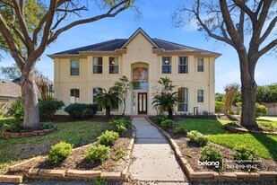 5315 Ridgewood Reef in Houston, TX - Building Photo